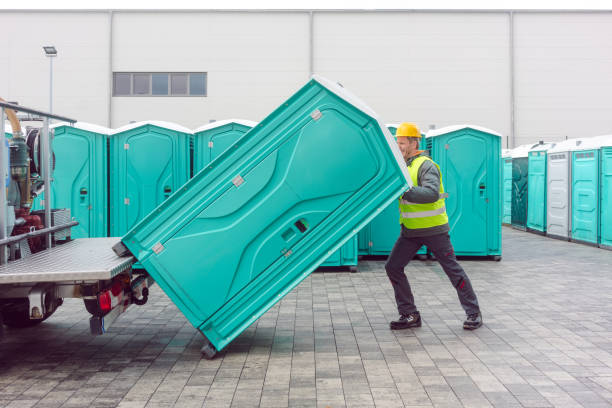Best Porta potty rental near me  in Council Bluffs, IA