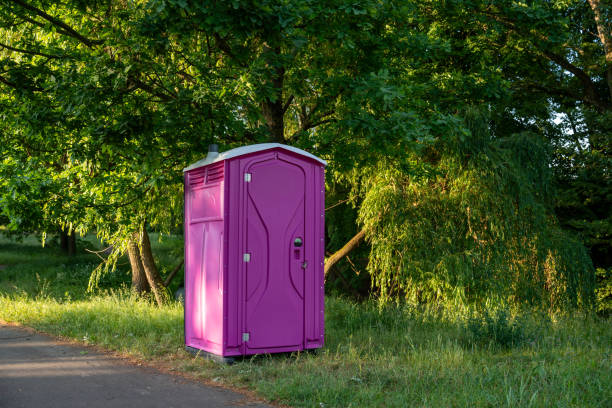 Best Affordable portable toilet rental  in Council Bluffs, IA